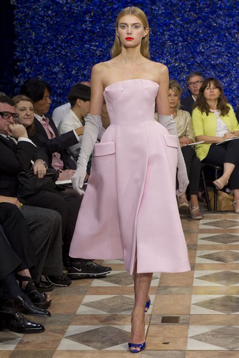 dior pink pants